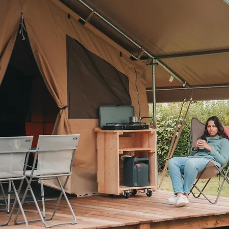 Onlycamp Sous Les Pommiers * Trevieres