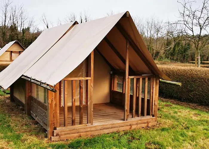 Onlycamp Sous Les Pommiers Campsite Trevieres